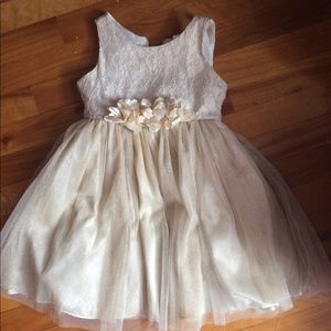 Toddler’s Dress